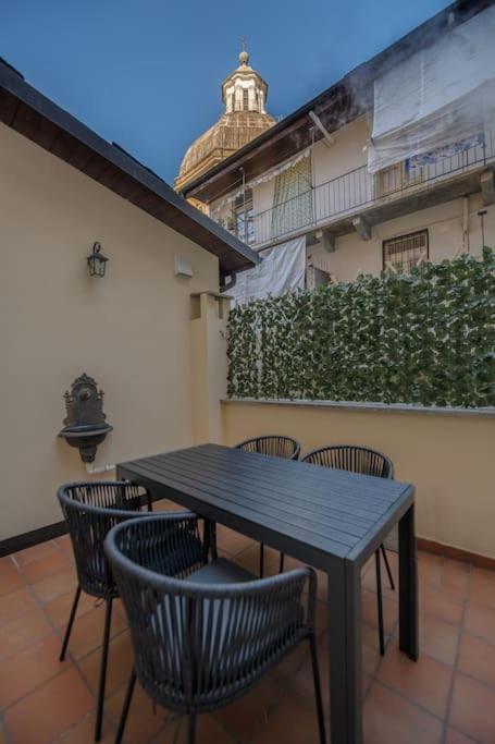 Residenza Mercanti - City Center - Lovely Maison Turin Exterior photo